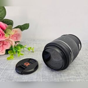 Sony DT 55-200mm f4-5.6 SAM Lens SAL55200/2 A Mount